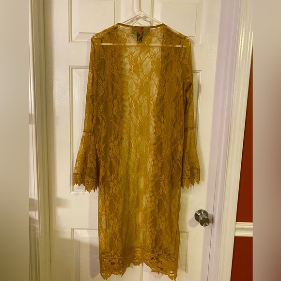 Gold Lace Cardigan - Picture 4 of 4